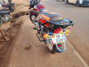 TVS HLX 125 2023 Red