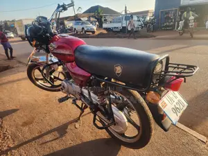 TVS HLX 125 2024 Red