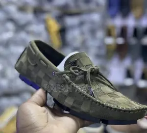 Original Classic Men’S Green Louis Vuitton Leather Moccasins