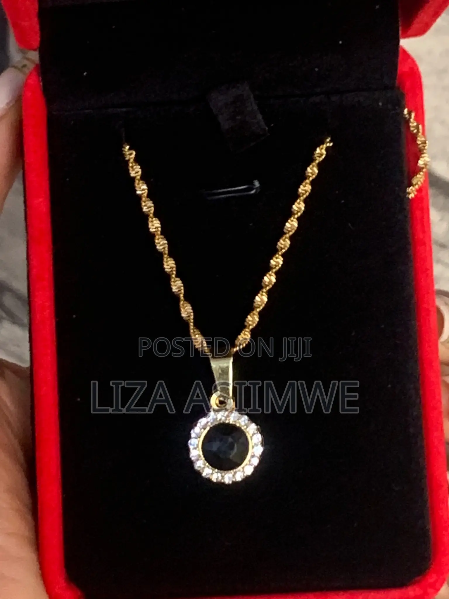 Lady’S Necklaces