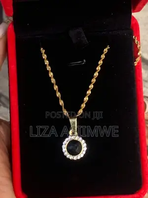 Lady’S Necklaces