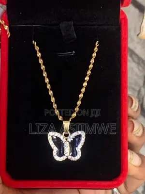 Lady’S Necklaces