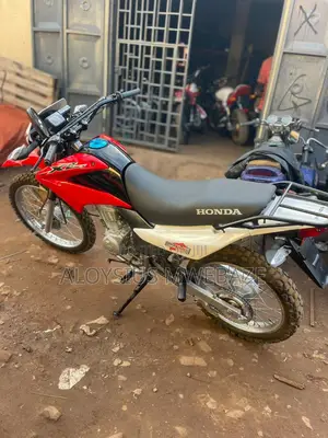 Honda 2016 Red