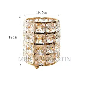 Round Crystal Holder.