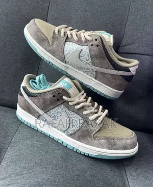 Original Nike SB Dunk Low “Big Money Savings” Suede Sneaker