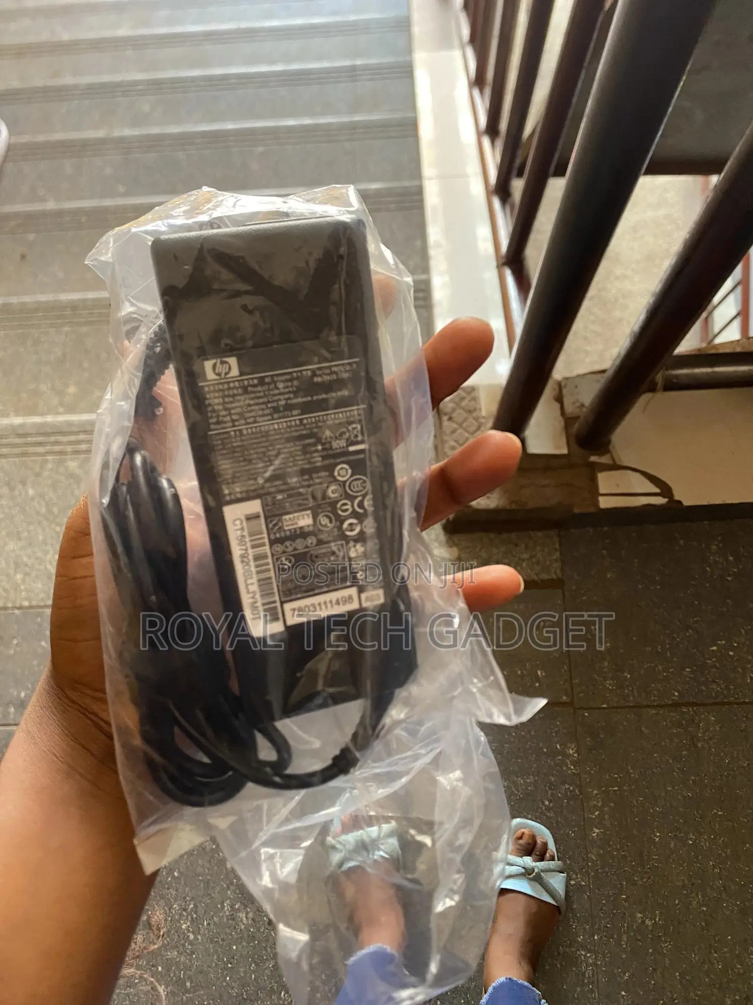 Hp (Big Pin) 90 Watts Laptop Charger