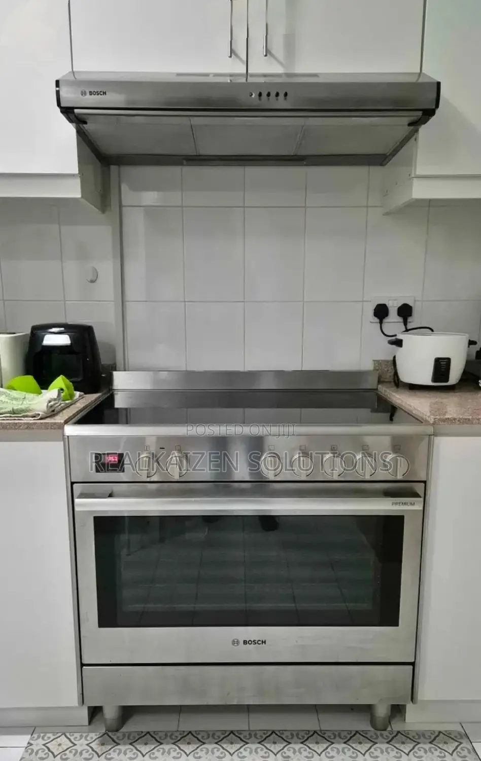 BOSCH 90cm Under Cabinet Range Kitchen Hood