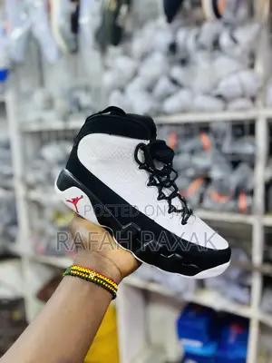 Nike Air Jordan 9 Retro “Black White” Sneakers