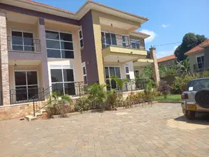 Furnished 7bdrm Mansion in Kira Posh Estate for sale