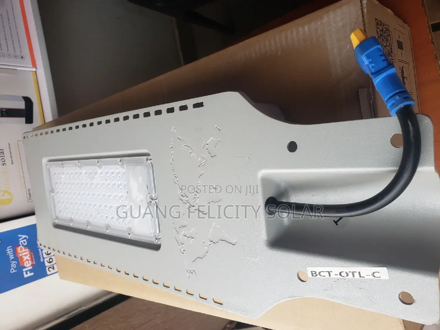 200w Blue Carbon Solar Lights