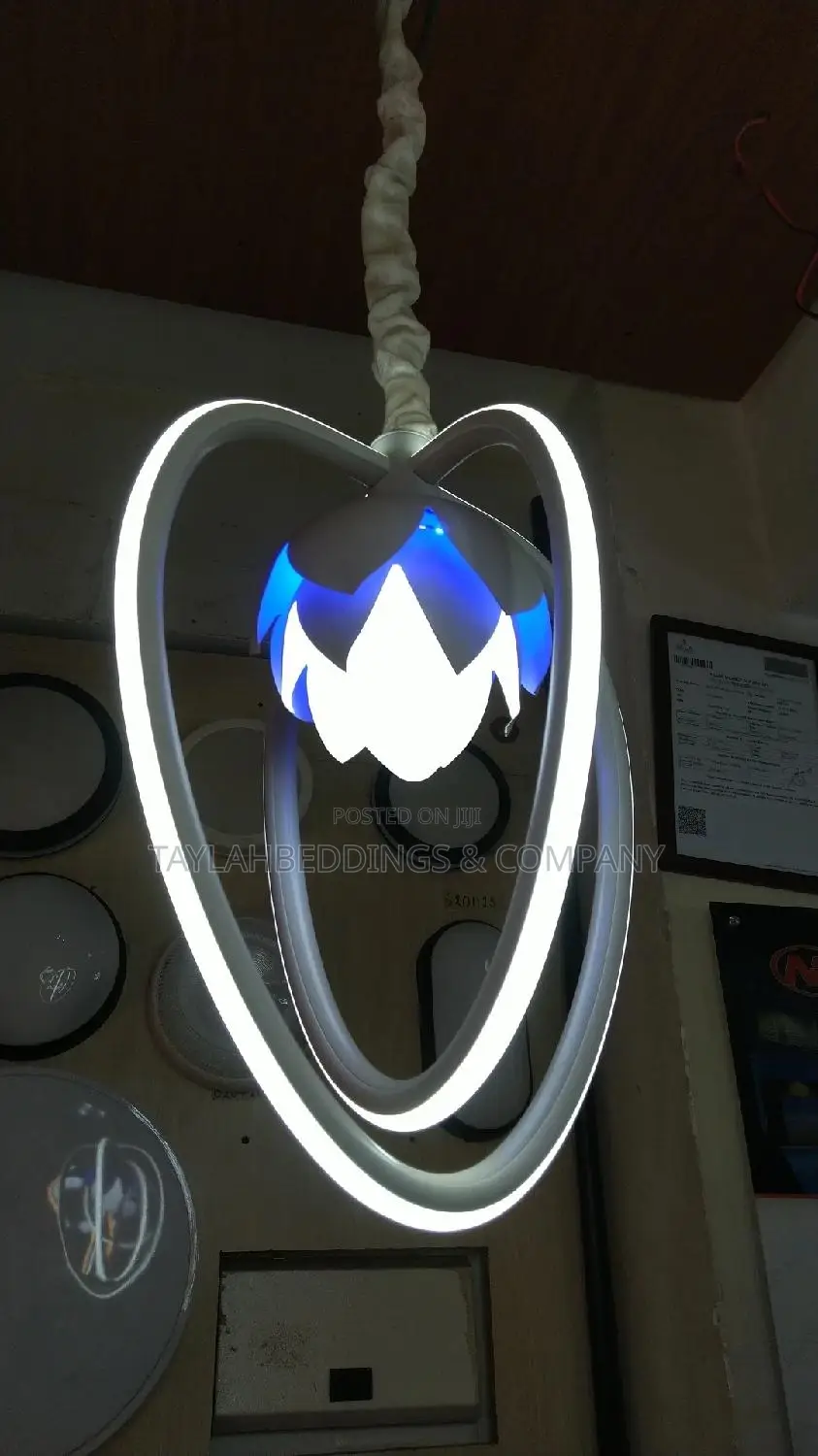 Modern Stylish Hanging Pendant Acrylic LED Chandelier