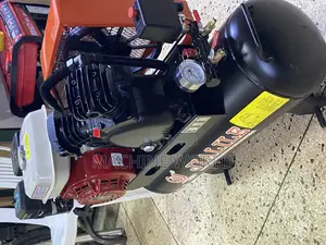 Gasoline/Petrol/Fuel Compressor 8hp (Air Compressor/Sprayer)