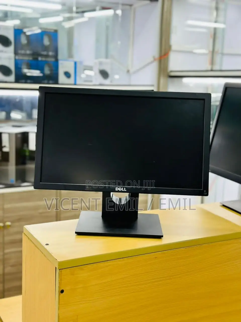 Dell Monitor 19inch Slim Wide 2