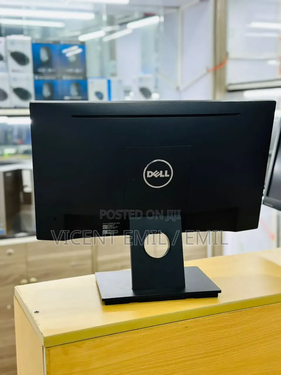 Dell Monitor 19inch Slim Wide 2