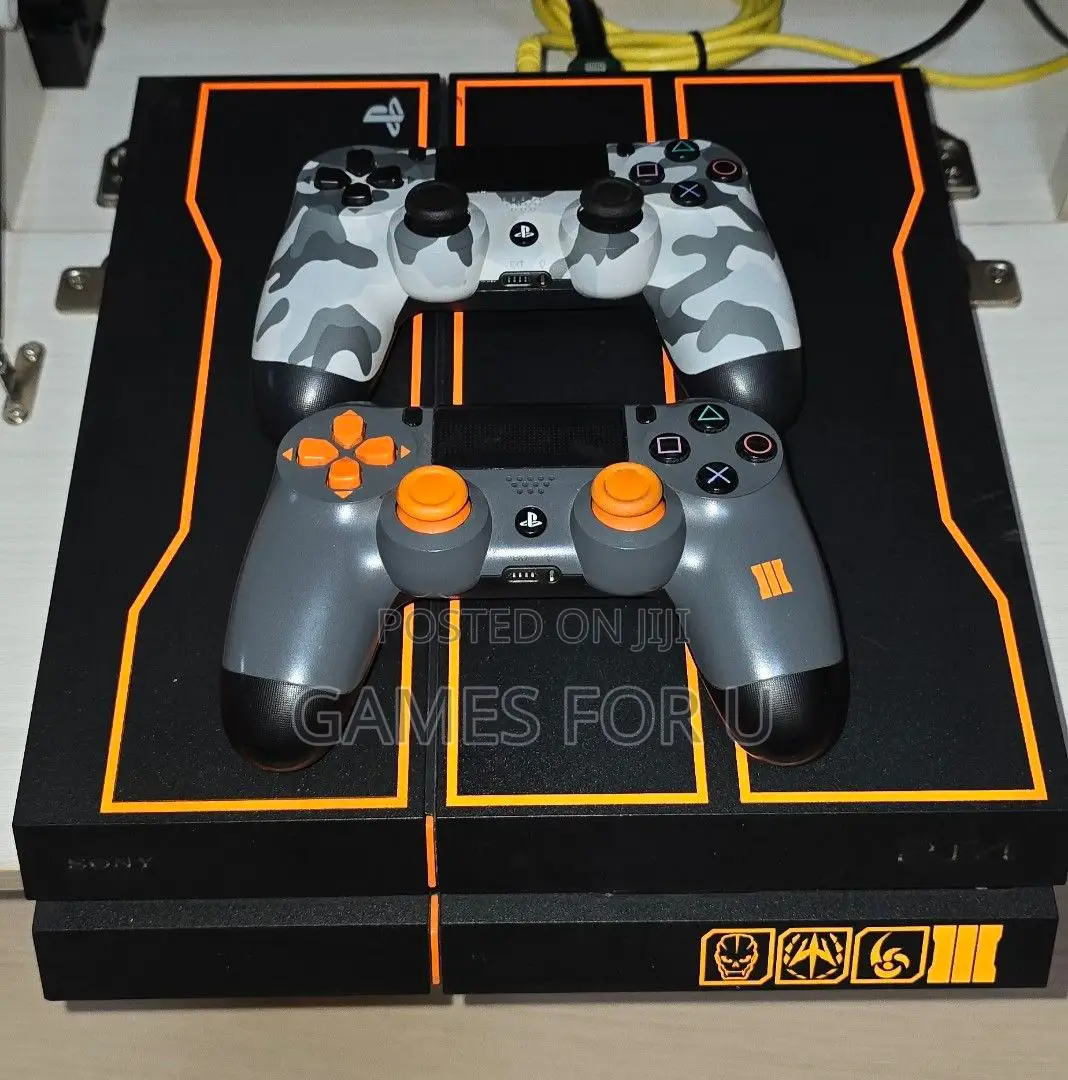 Unchipped Ps4 Standared With 2 Pads 44# at 
