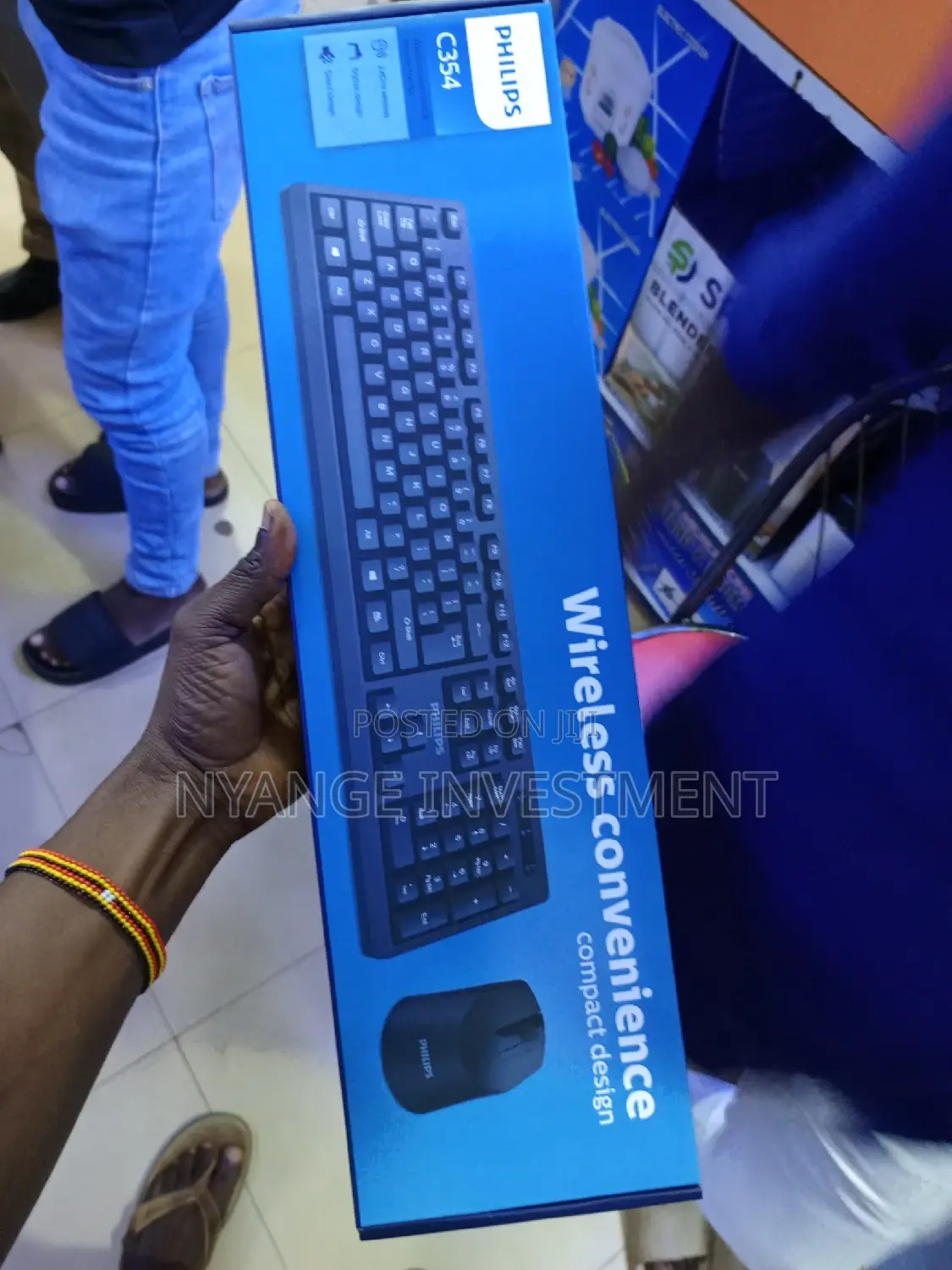 Wireless Keyboard With Mouse. Phillips Keyboard
