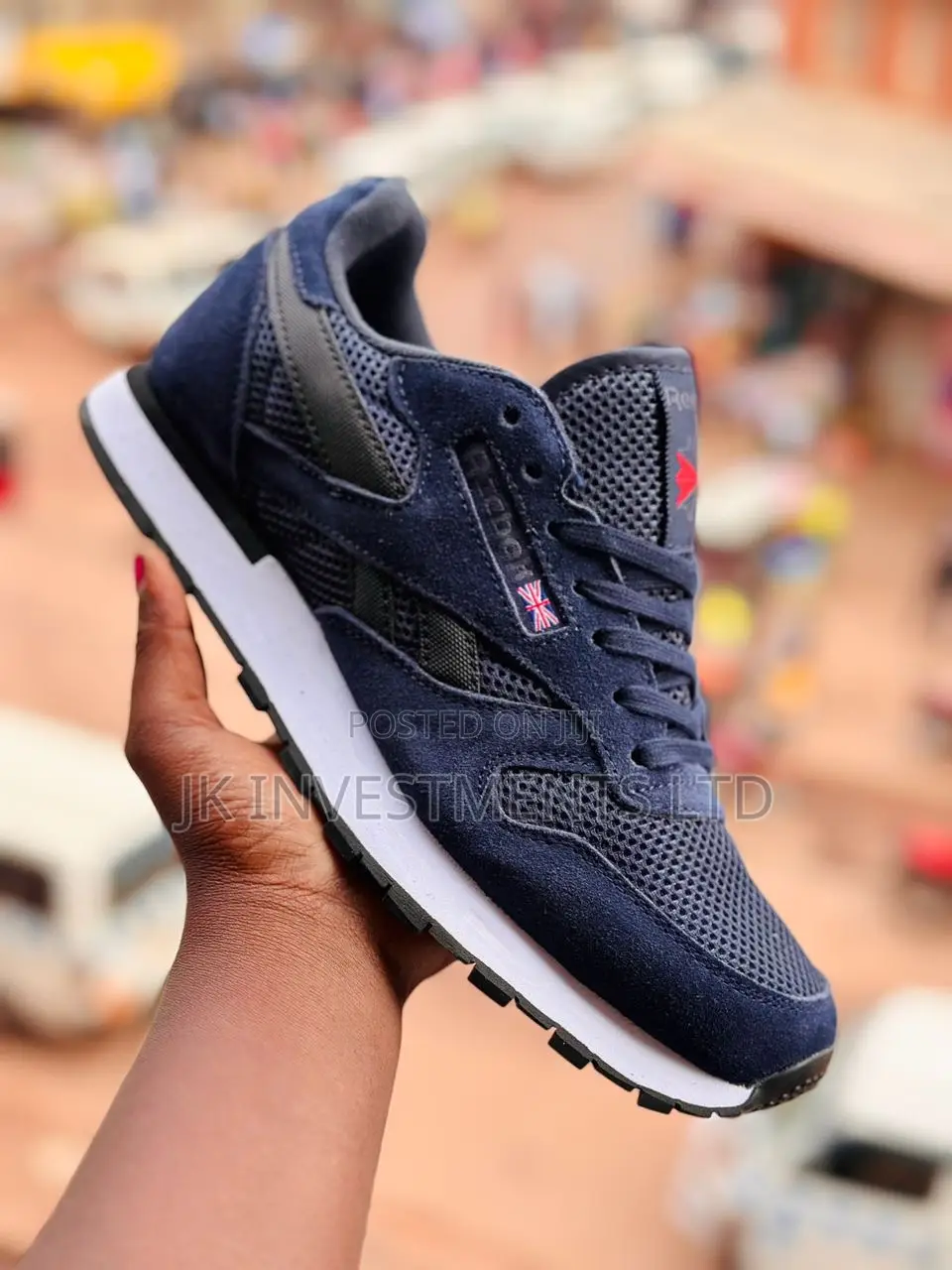 Reebok Sneakers