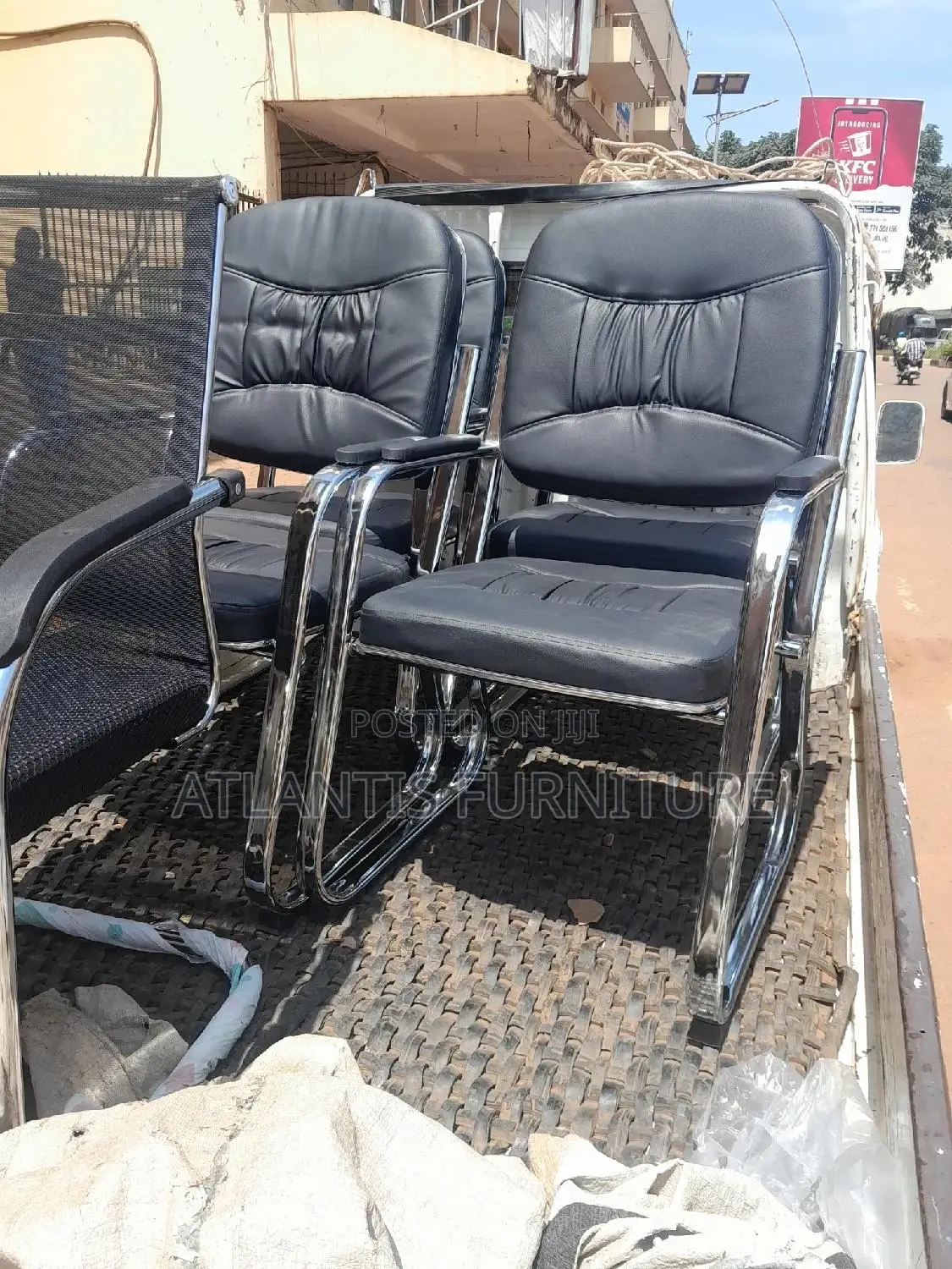 Stainless Steel Legs Office Black Chair