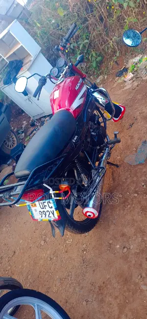 Hero Hunter 125 2021 Red