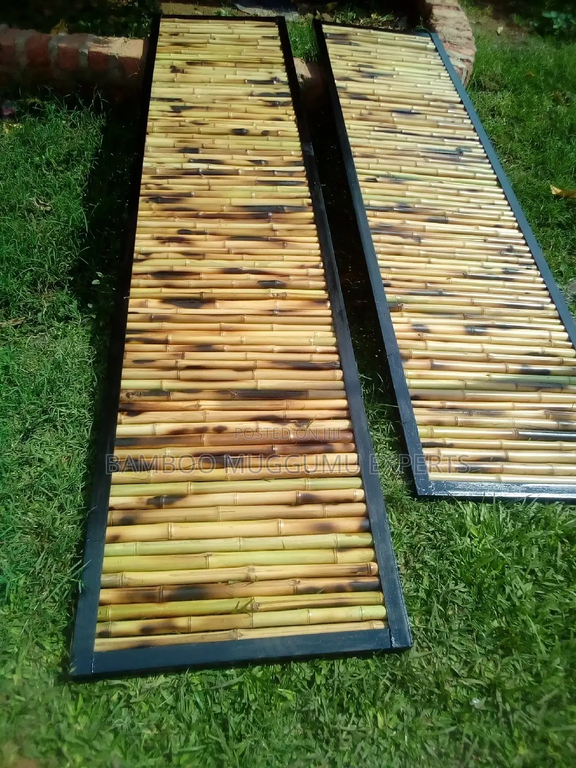 Bamboo Poles, Amabanda, Emigemo