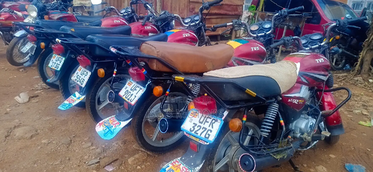 TVS HLX 125 2021 Red