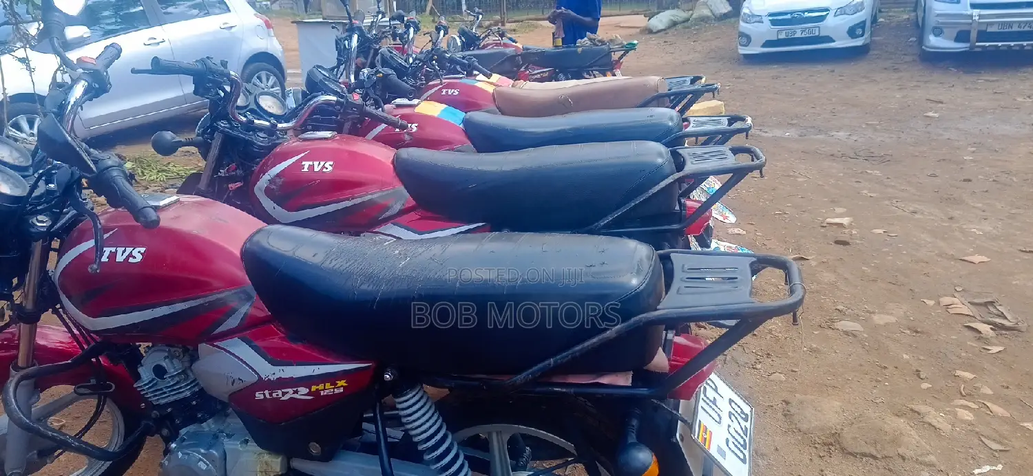 TVS HLX 125 2021 Red