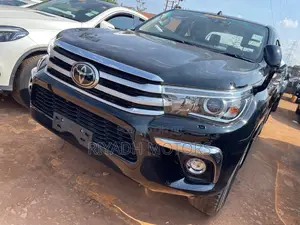 Toyota Hilux 2018 Black