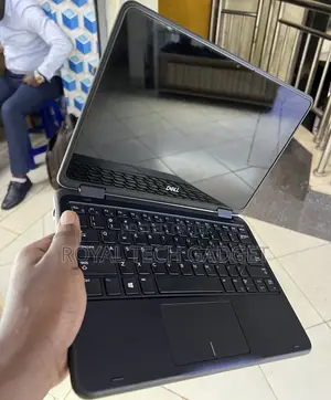 Laptop Dell Latitude 3189 4GB Intel Celeron HDD+SSD 128GB