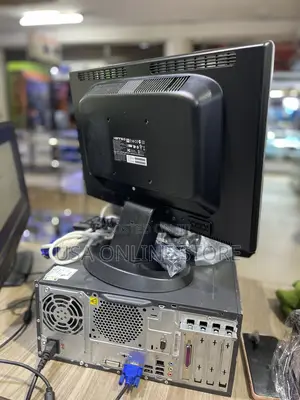Desktop Computer Lenovo 8GB Intel Core I3 HDD 500GB