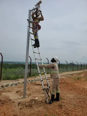 Security Cameras Pole Mounted