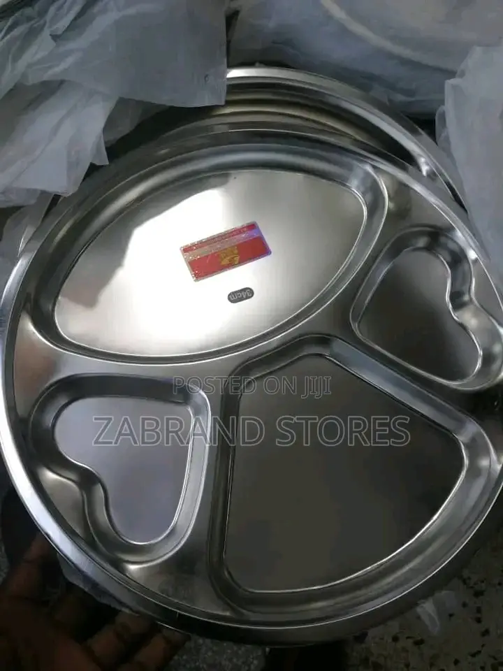 Round Partitioned Stainless Steel Trays