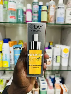 Olay Vitamin C + AHA Ultra Brightening Day Serum