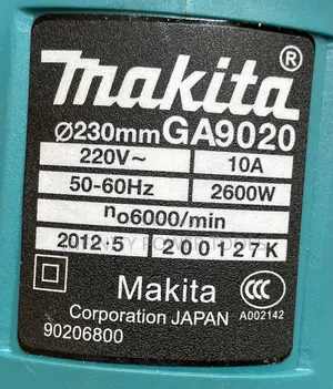 Makita Grinder GA9020