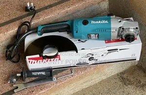 Makita Grinder GA9020