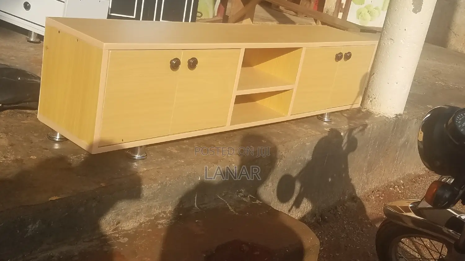 Storage Tvstand