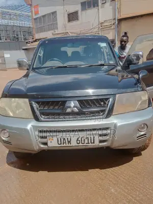 Mitsubishi Pajero 1999 Black