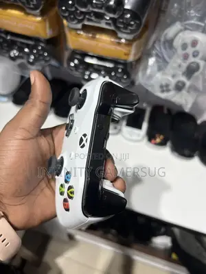 White Xbox One X Controller