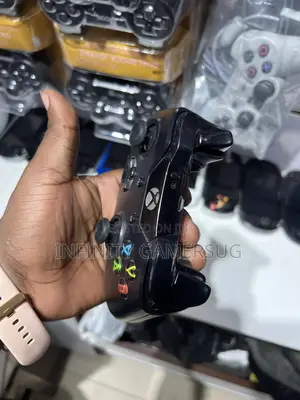 Xbox One S Pads