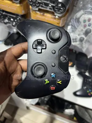 Xbox One S Pads