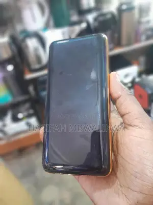 Excellent Powerbank 20,000mah +4 Cables + 2 Torches