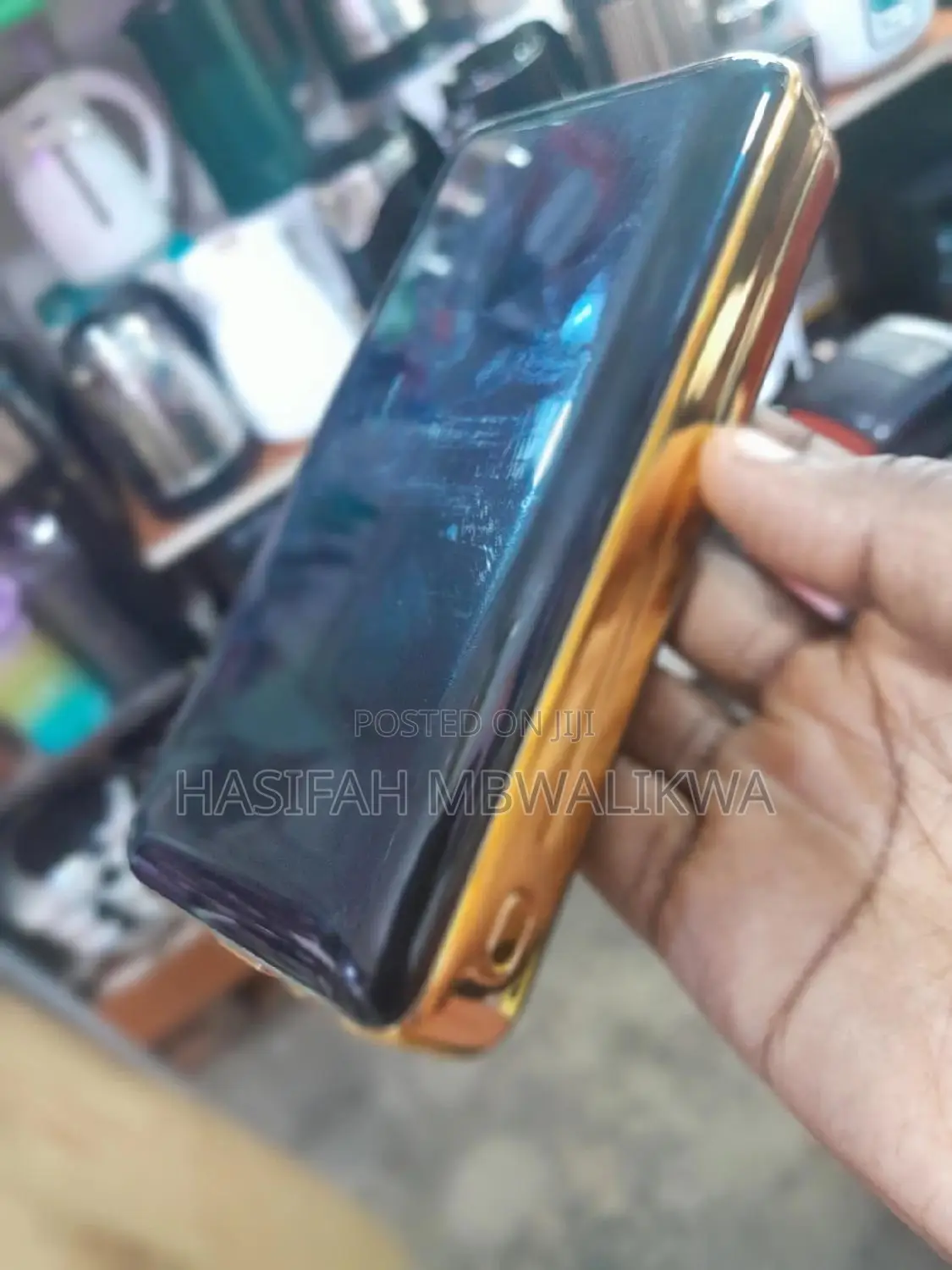 Excellent Powerbank 20,000mah +4 Cables + 2 Torches