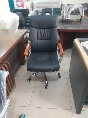 Heard Wood Hands Office Chair