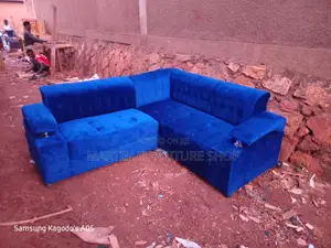 6seater Sofa Set Available for Sale High Quality
