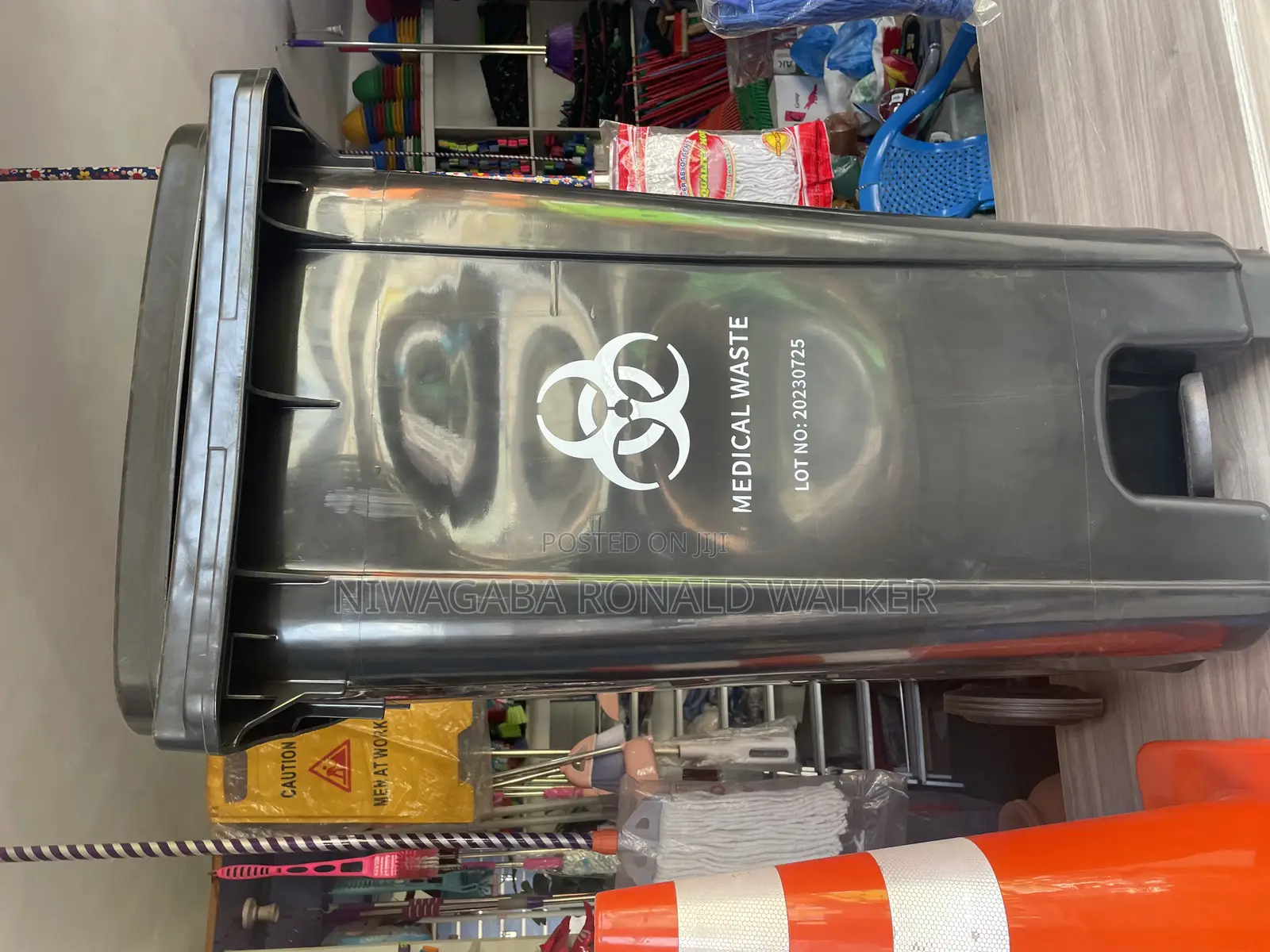 Big 120L Dustbin