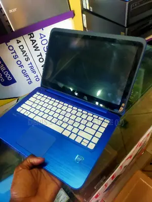 Laptop HP Stream 11-Ah110hr 4GB Intel Pentium SSD 128GB