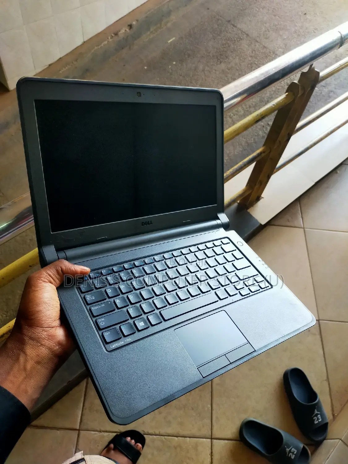 Laptop Dell Latitude E3350 4GB Intel Core I5 HDD+SSD 256GB