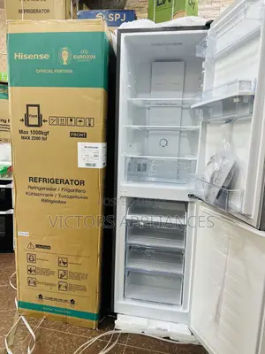Hisense Frost Free Fridge 330l