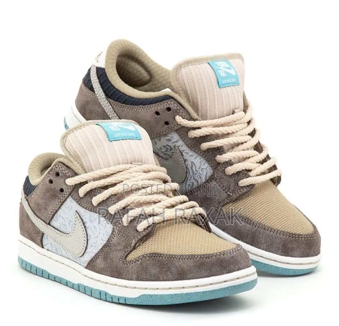 Original Nike SB Dunk Low “Big Money Savings” Sneaker