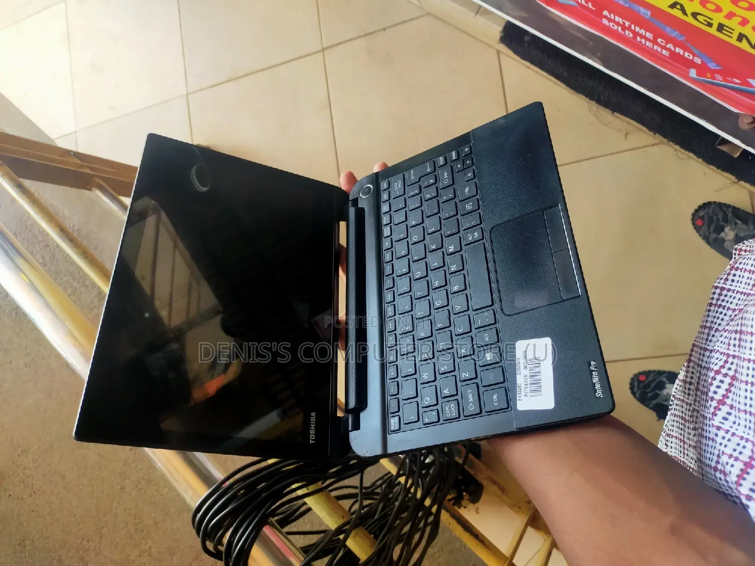 Laptop Toshiba C50 4GB Intel Celeron HDD+SSD 500GB
