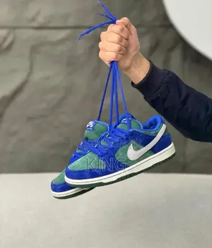 Nike Sb Dunk Low Pro Royal Blue